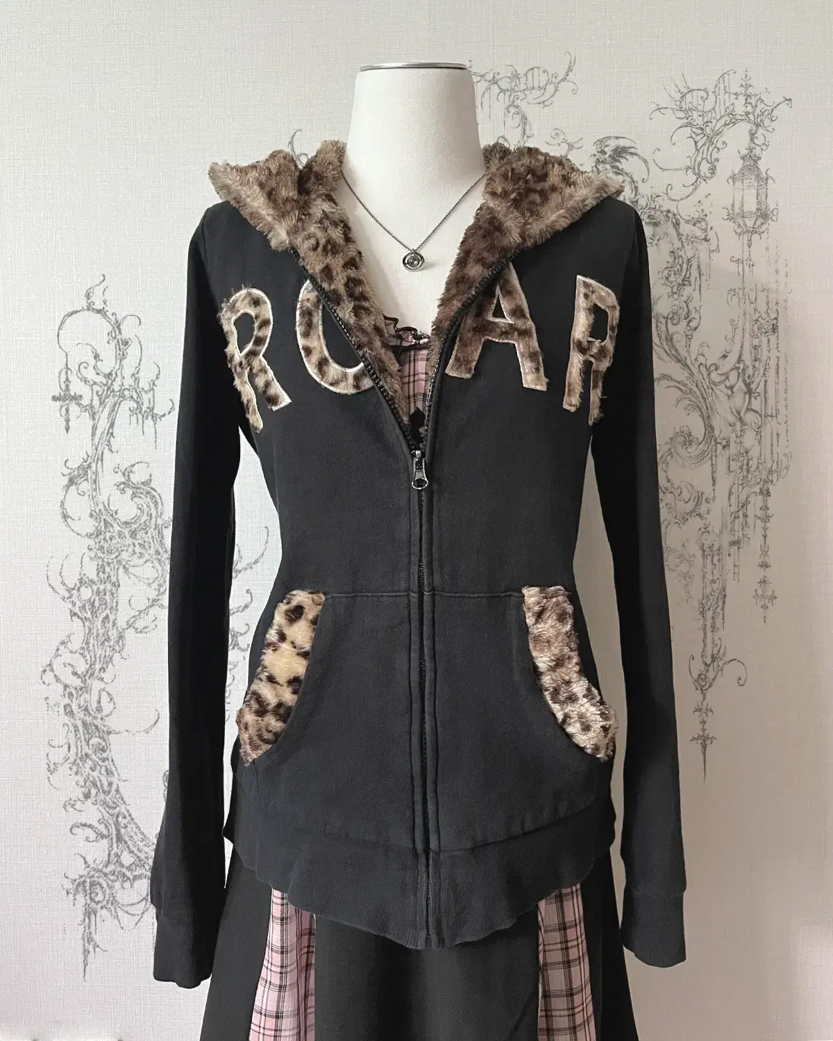 (aimerfeel) leopard fur zip-up hood